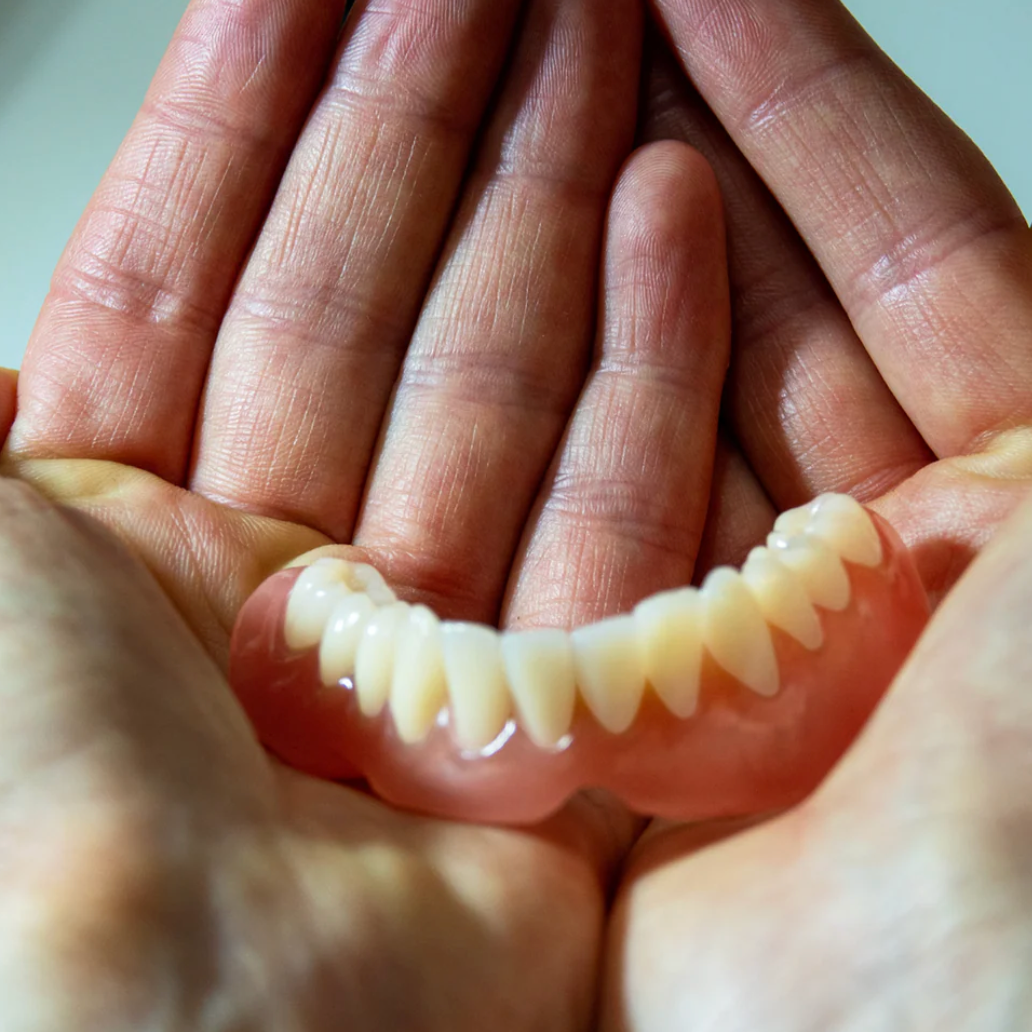 custom-slideshow-image-mobile-block_qBfXpR